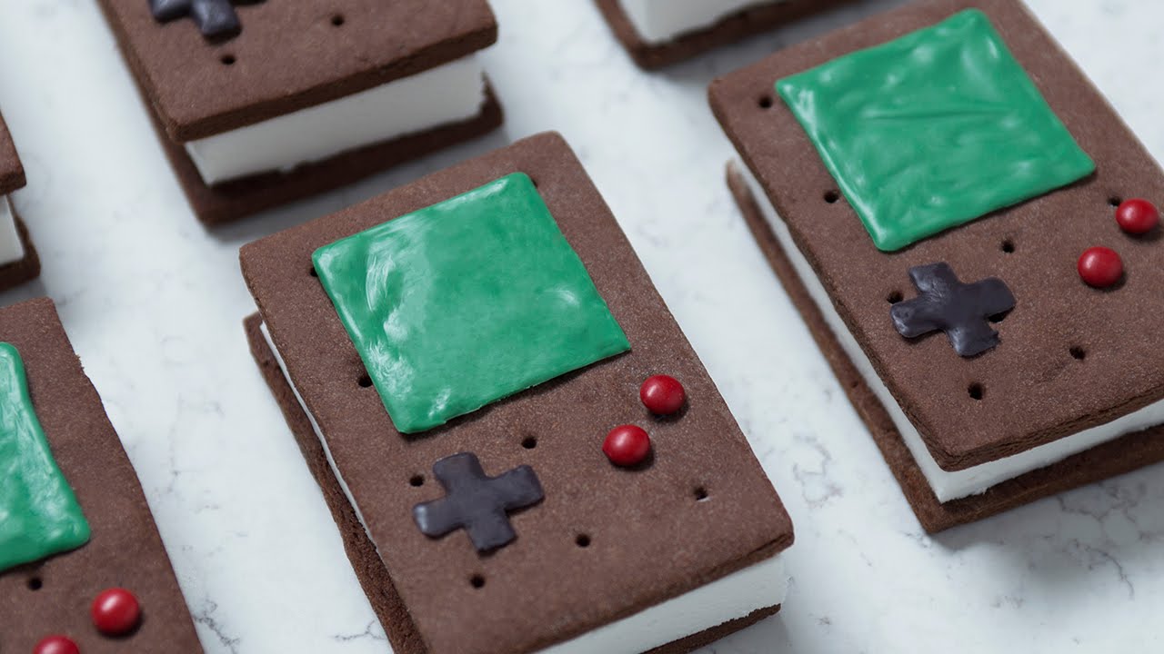 Sandwiches de helado con forma de GameBoy