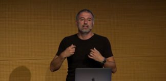 Gamelab Barcelona 2017 – Massimo Guarini – Hijos de un Dios menor Gamelab Barcelona 2017 - Massimo Guarini - Hijos de un Dios menor