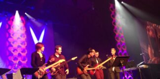 BIG BLUE de F-ZERO (PAX East 2013) BIG BLUE de F-ZERO (PAX East 2013)